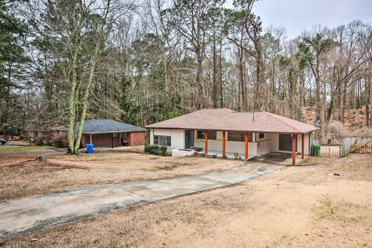 Atlanta Retreat With Deck In Greenbriar Area! Exterior photo
